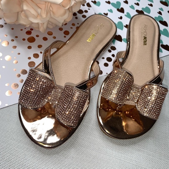 Fashion Nova’ Not Responsible Flat Sandals - Picture 2 of 12